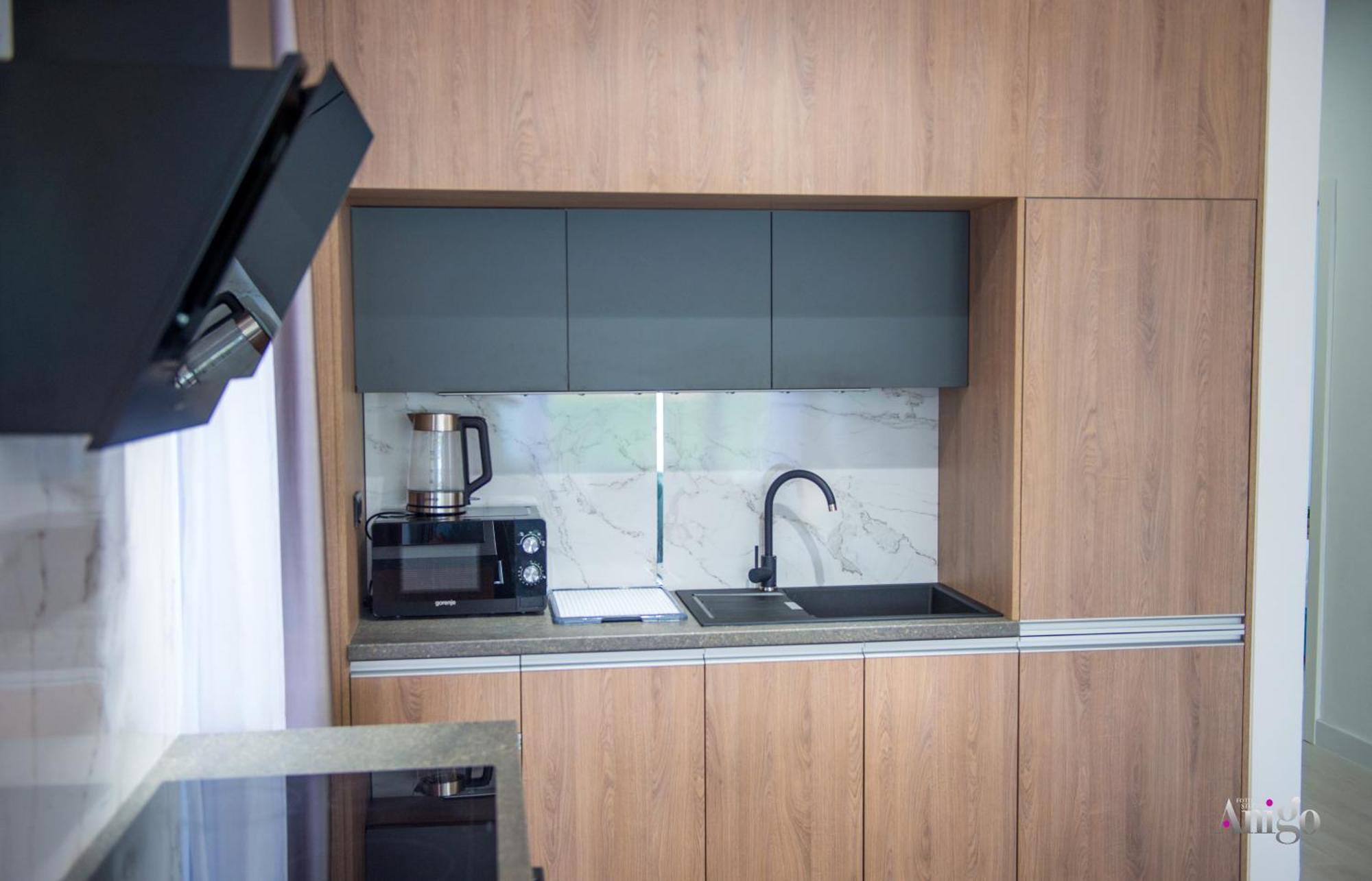 Royal Terrace Apartments Конич Екстериор снимка