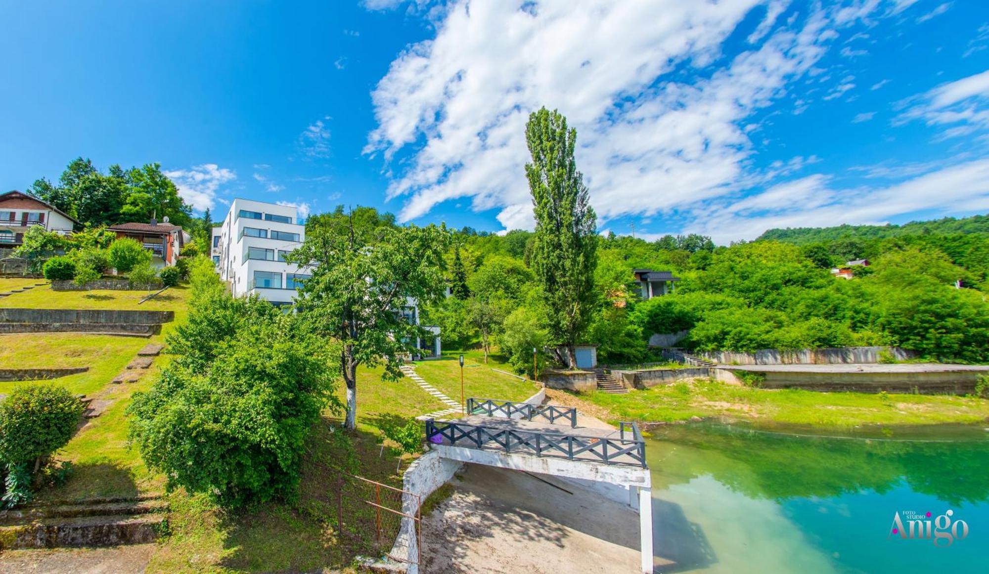 Royal Terrace Apartments Конич Екстериор снимка